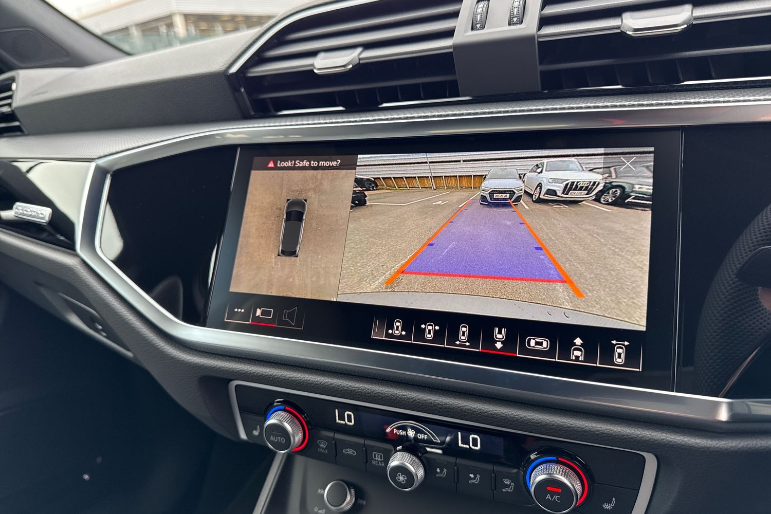 Used Audi Q3 2025 for sale - 76177373: Photo 33