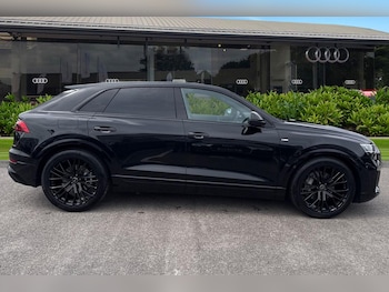 Used Audi Q8 2025 for sale - 79130298: Photo