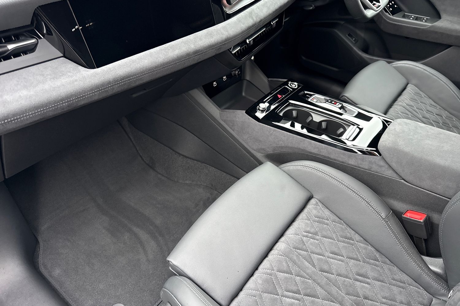 Used Audi Q6 e-tron 2025 for sale - 76453594: Photo 14