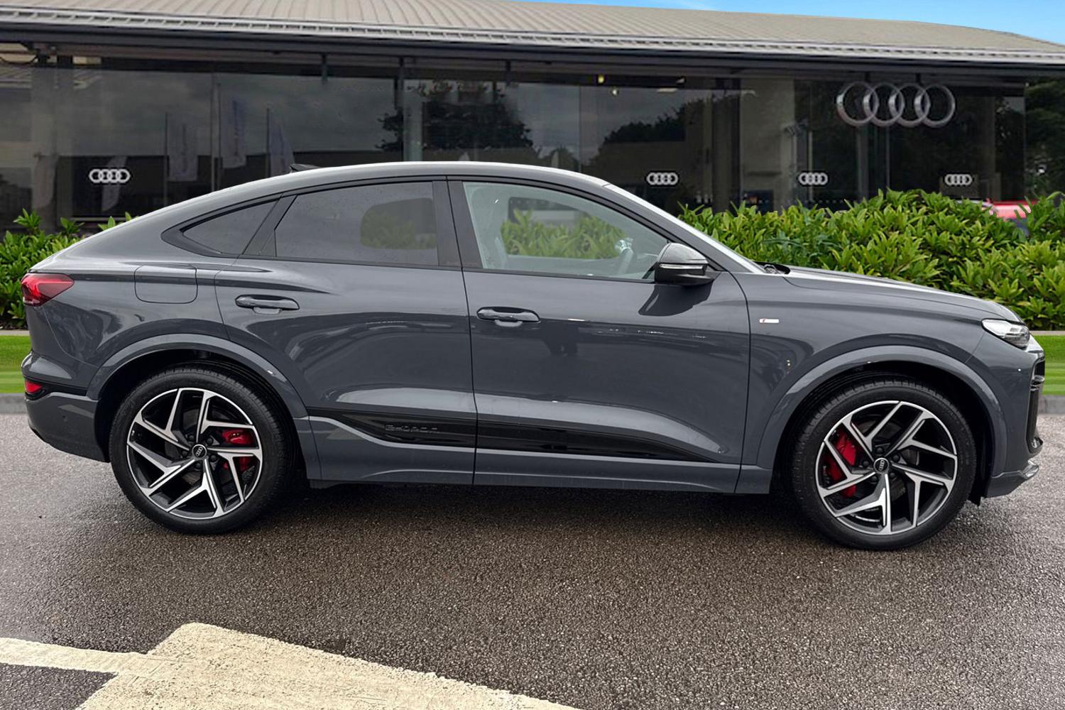 Used Audi Q6 e-tron 2025 for sale - 76453594: Photo 3