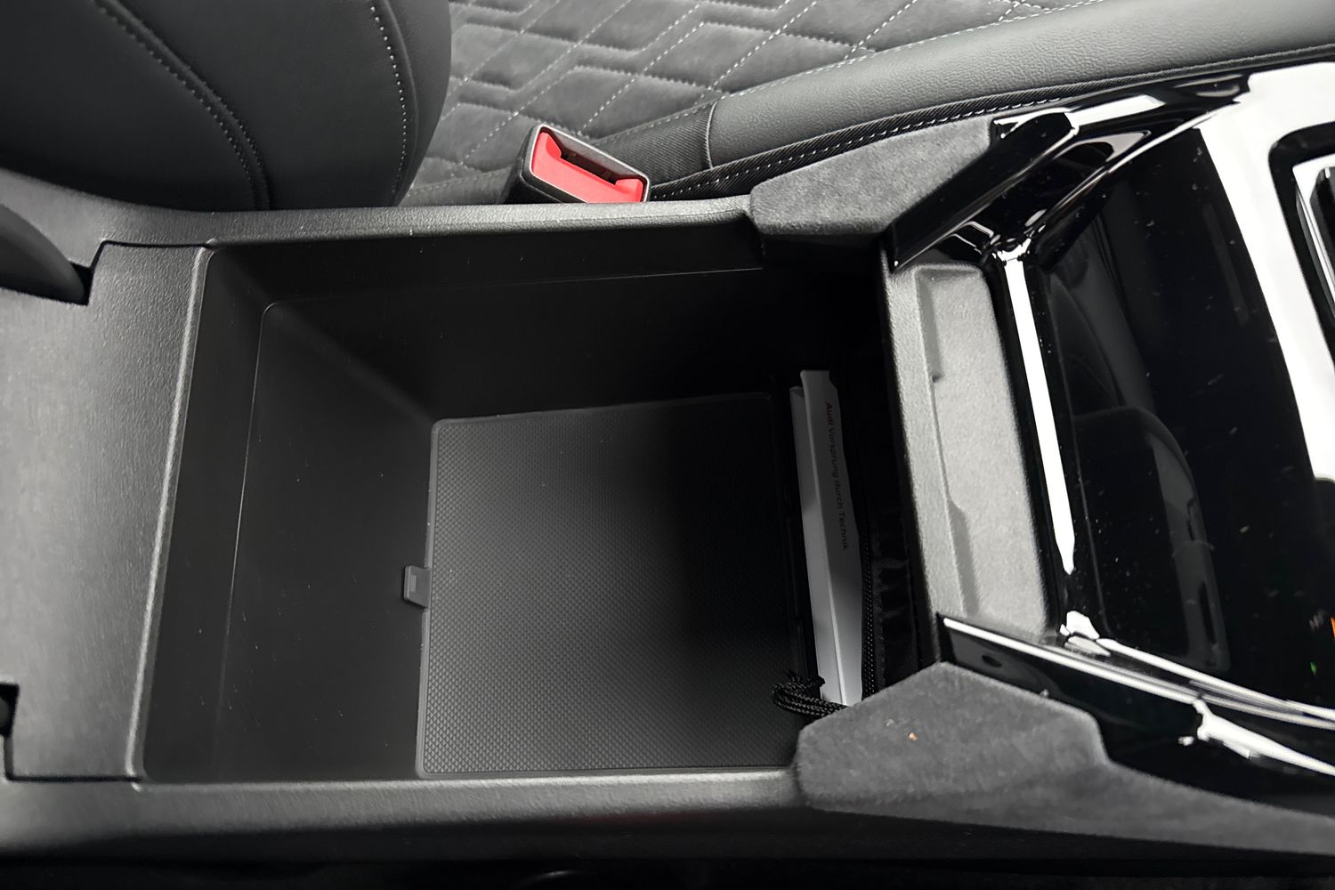 Used Audi Q6 e-tron 2025 for sale - 76453594: Photo 60