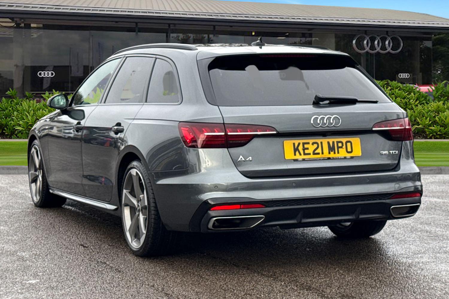 Used Audi A4 2021 for sale - 76979054: Photo 2