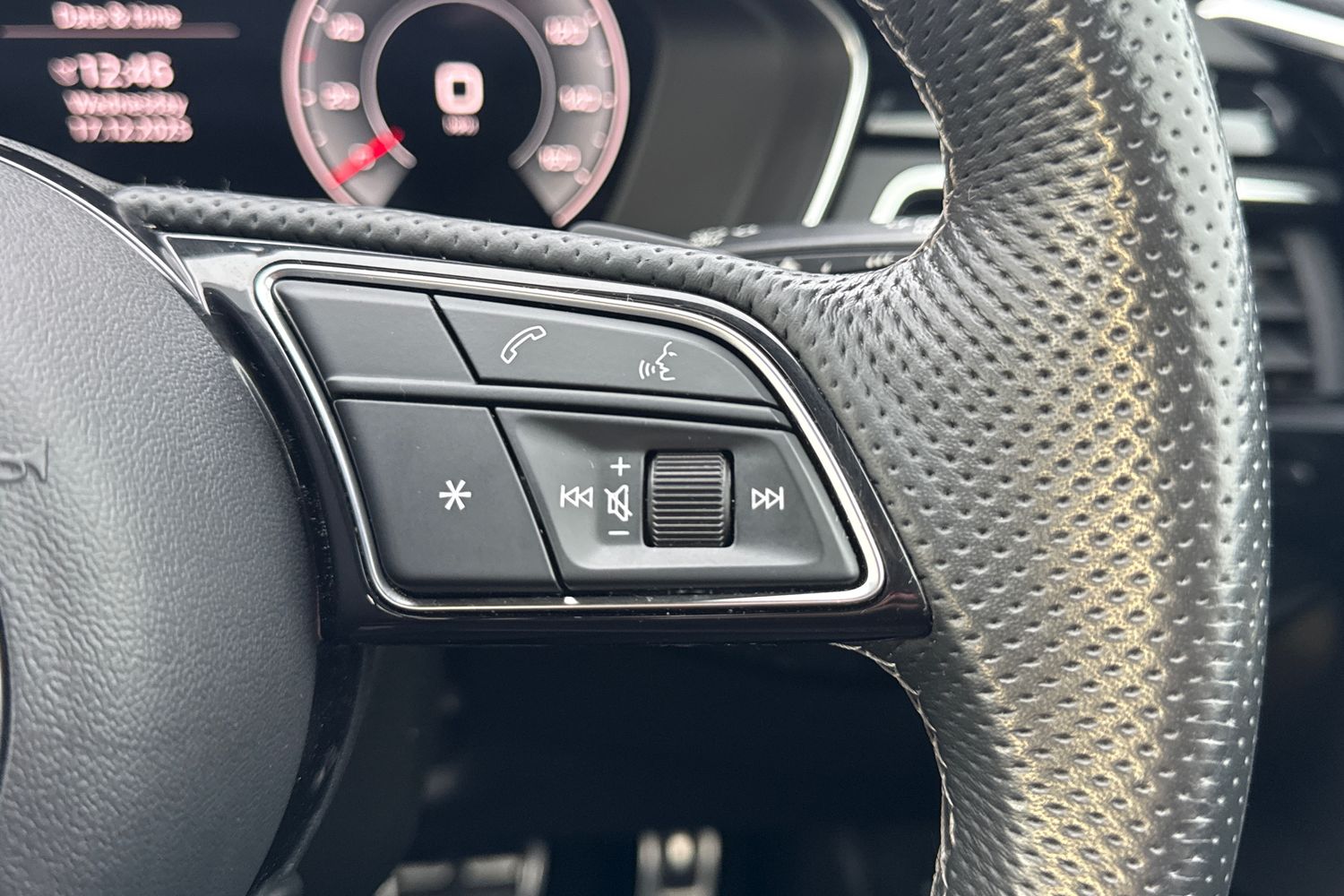 Used Audi A4 2021 for sale - 76979054: Photo 25