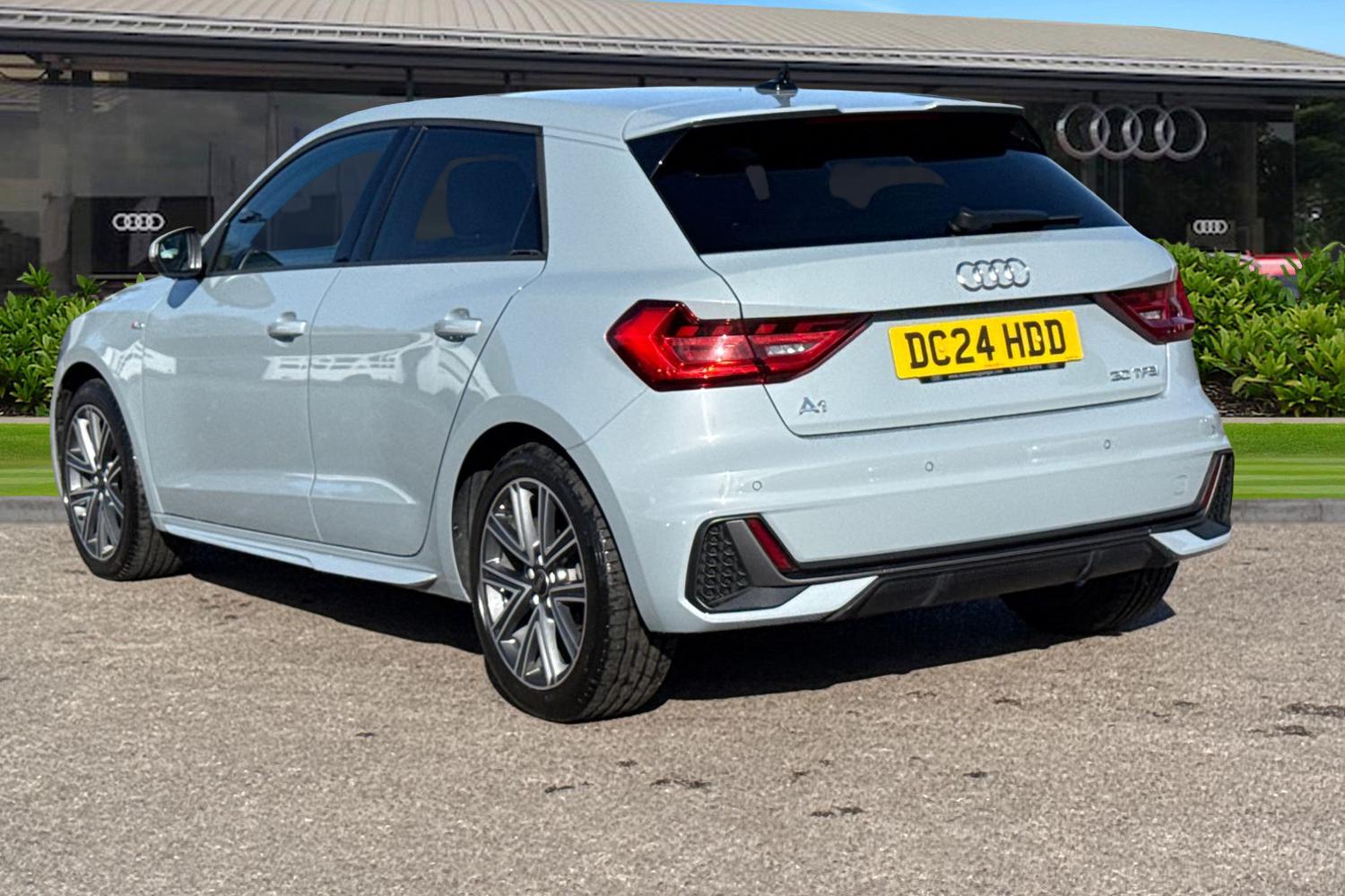 Used Audi A1 2024 for sale - 77742263: Photo 2