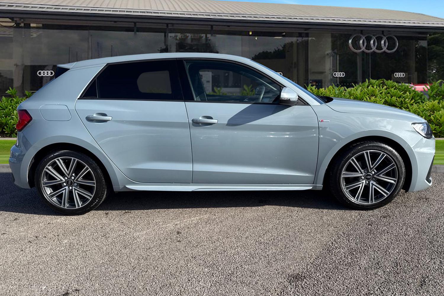 Used Audi A1 2024 for sale - 77742263: Photo 3