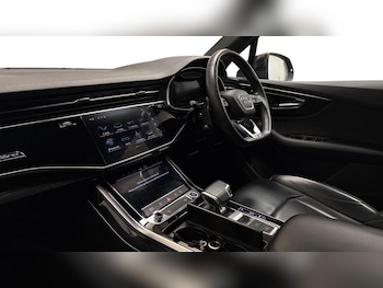 Used Audi Q7 2021 for sale - 78390476: Photo