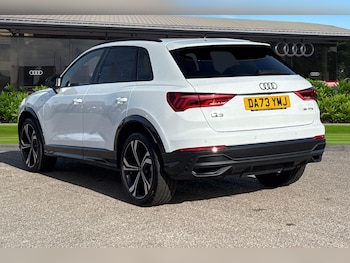 Used Audi Q3 2023 for sale - 76106877: Photo 2