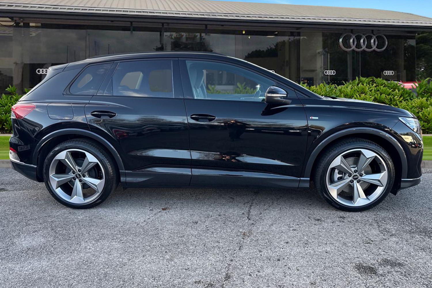 Used Audi Q4 e-tron 2026 for sale - 77382759: Photo 3