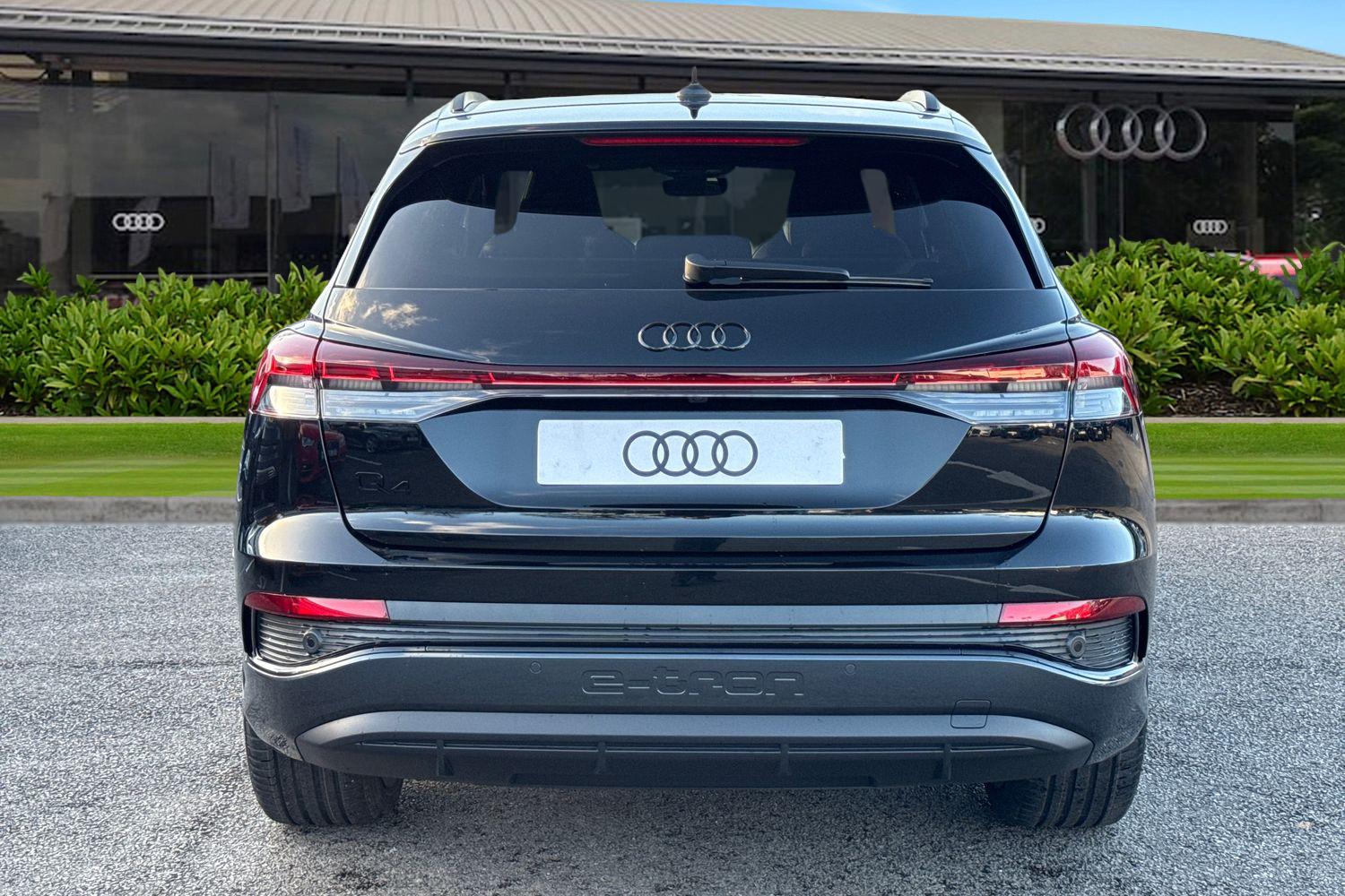 Used Audi Q4 e-tron 2026 for sale - 77382759: Photo 4