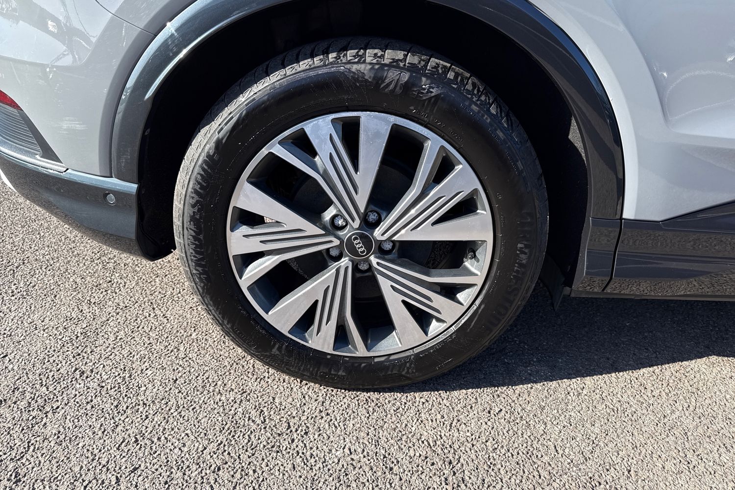 Used Audi Q4 e-tron 2023 for sale - 77929057: Photo 11