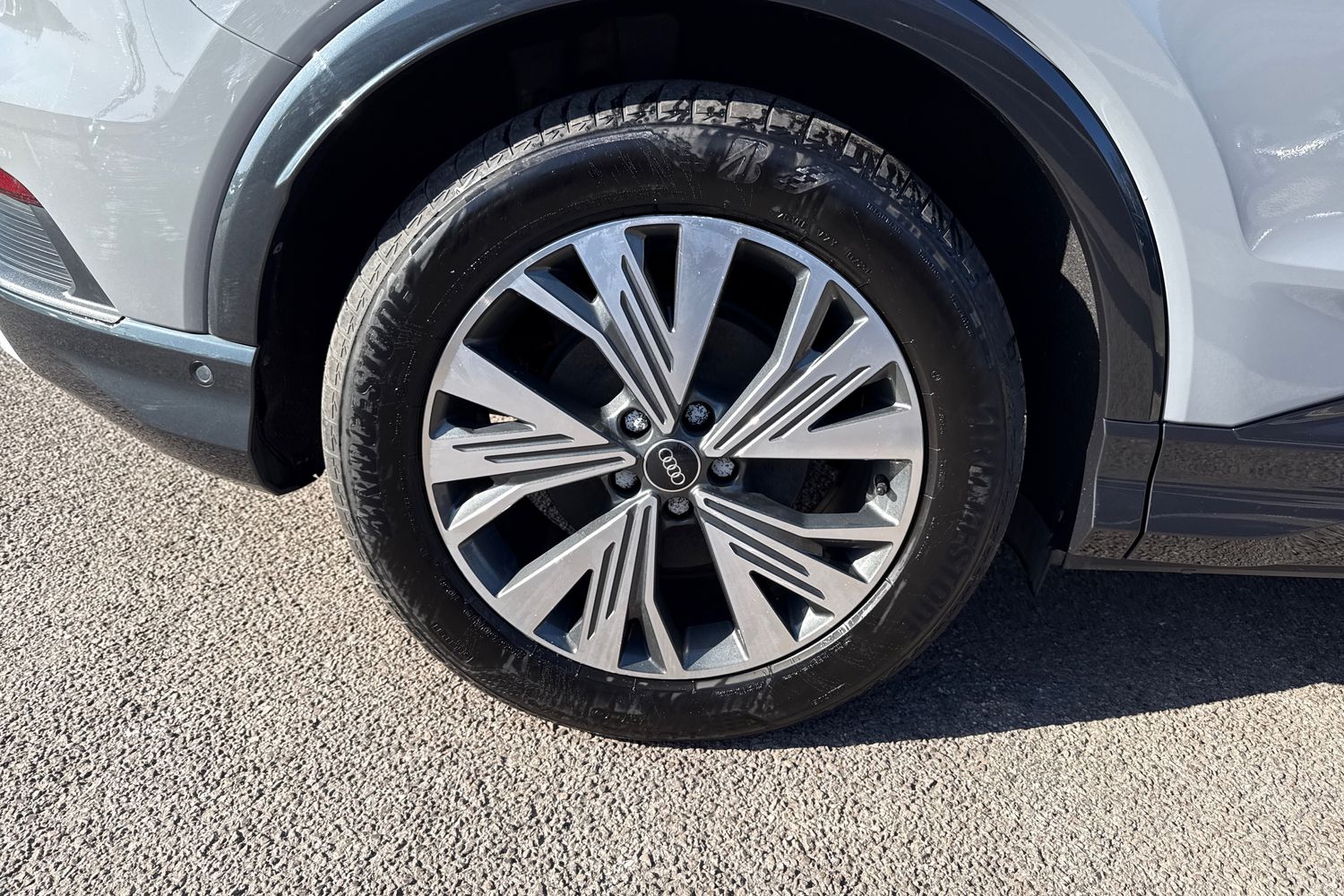 Used Audi Q4 e-tron 2023 for sale - 77929057: Photo 12