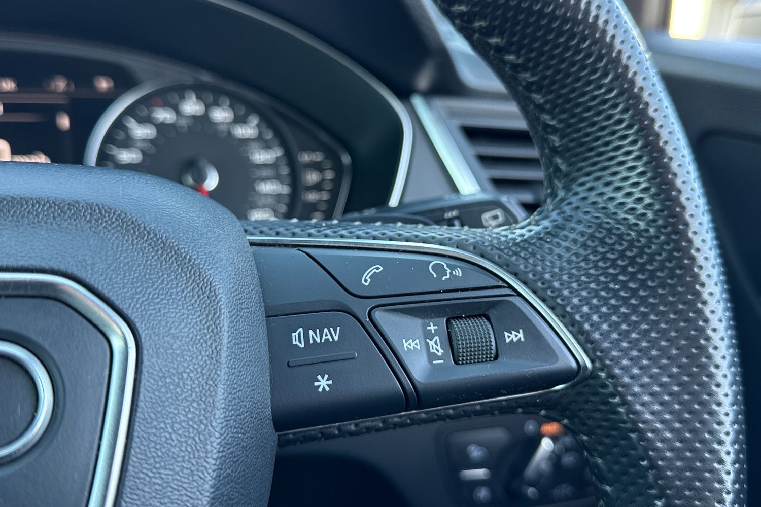 Used Audi Q5 2019 for sale - 77935660: Photo 25