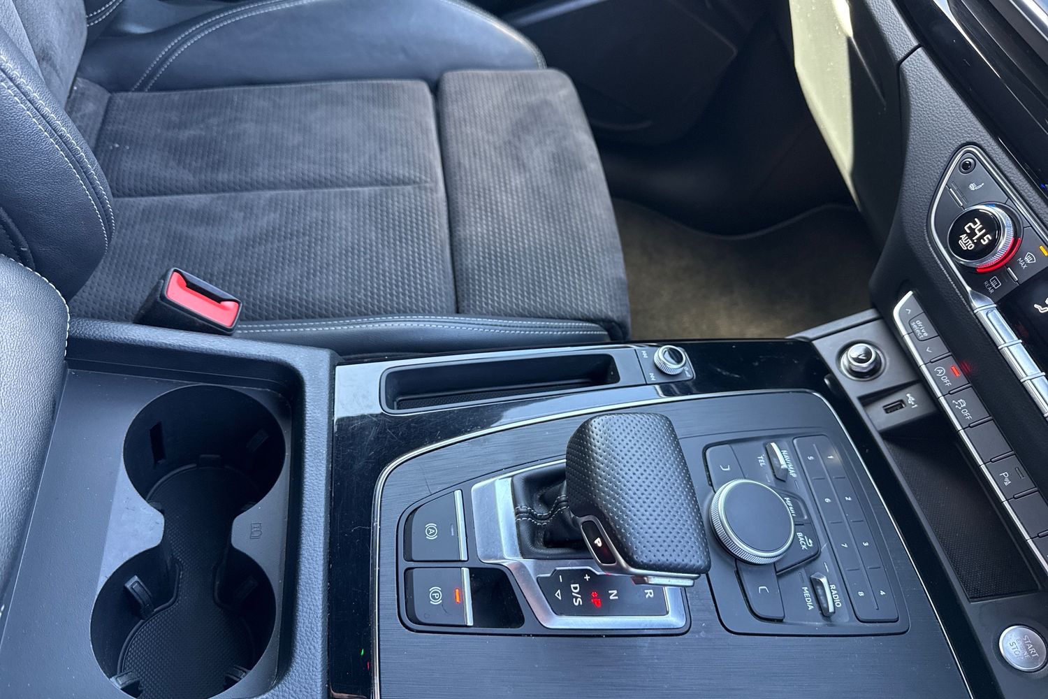 Used Audi Q5 2019 for sale - 77935660: Photo 45