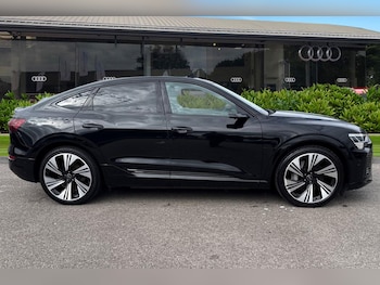 Used Audi Q8 e-tron 2023 for sale - 79616183: Photo