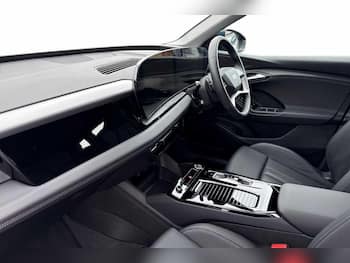 Used Audi Q6 e-tron 2024 for sale - 79674072: Photo