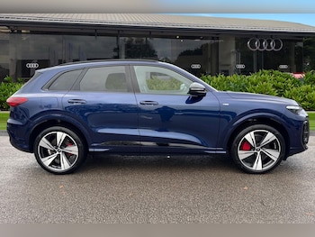 Used Audi Q5 2025 for sale - 76876042: Photo