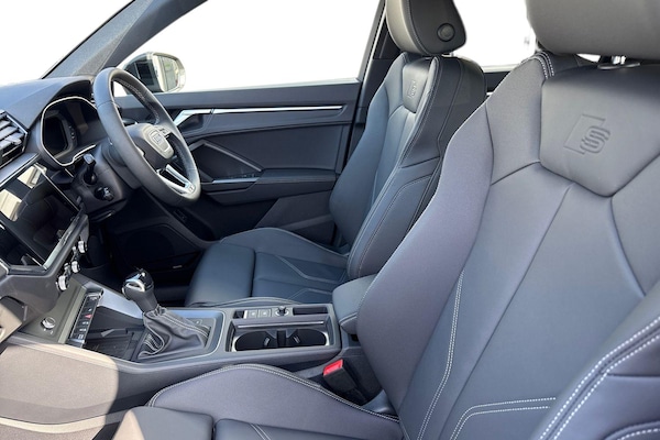Used Audi Q3 2025 for sale - 76250625: Photo 15