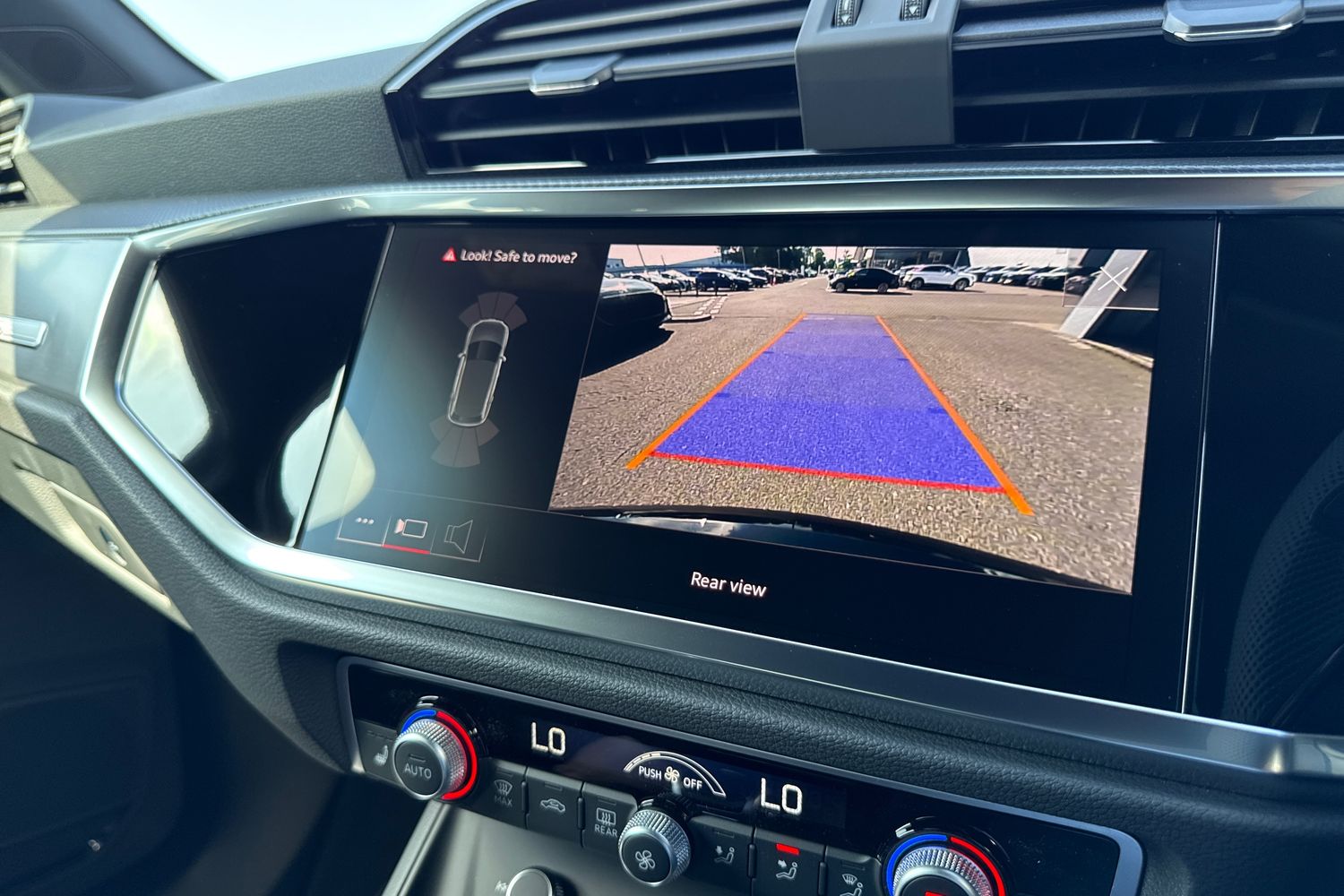 Used Audi Q3 2025 for sale - 76250625: Photo 32