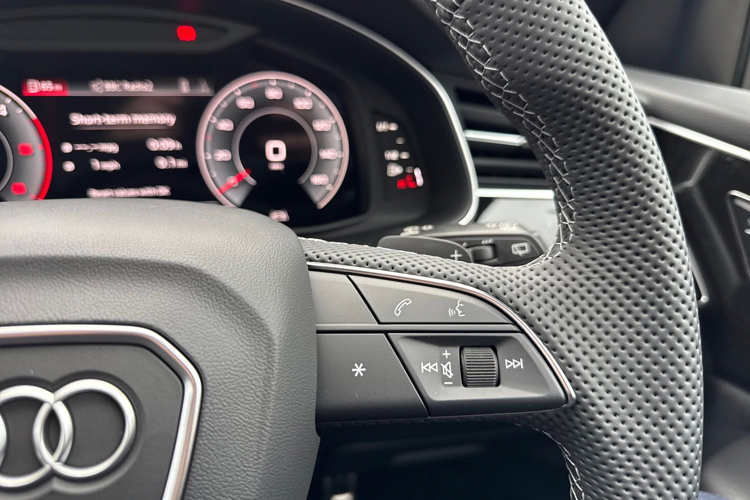 Used Audi Q8 2025 for sale - 76036826: Photo 25