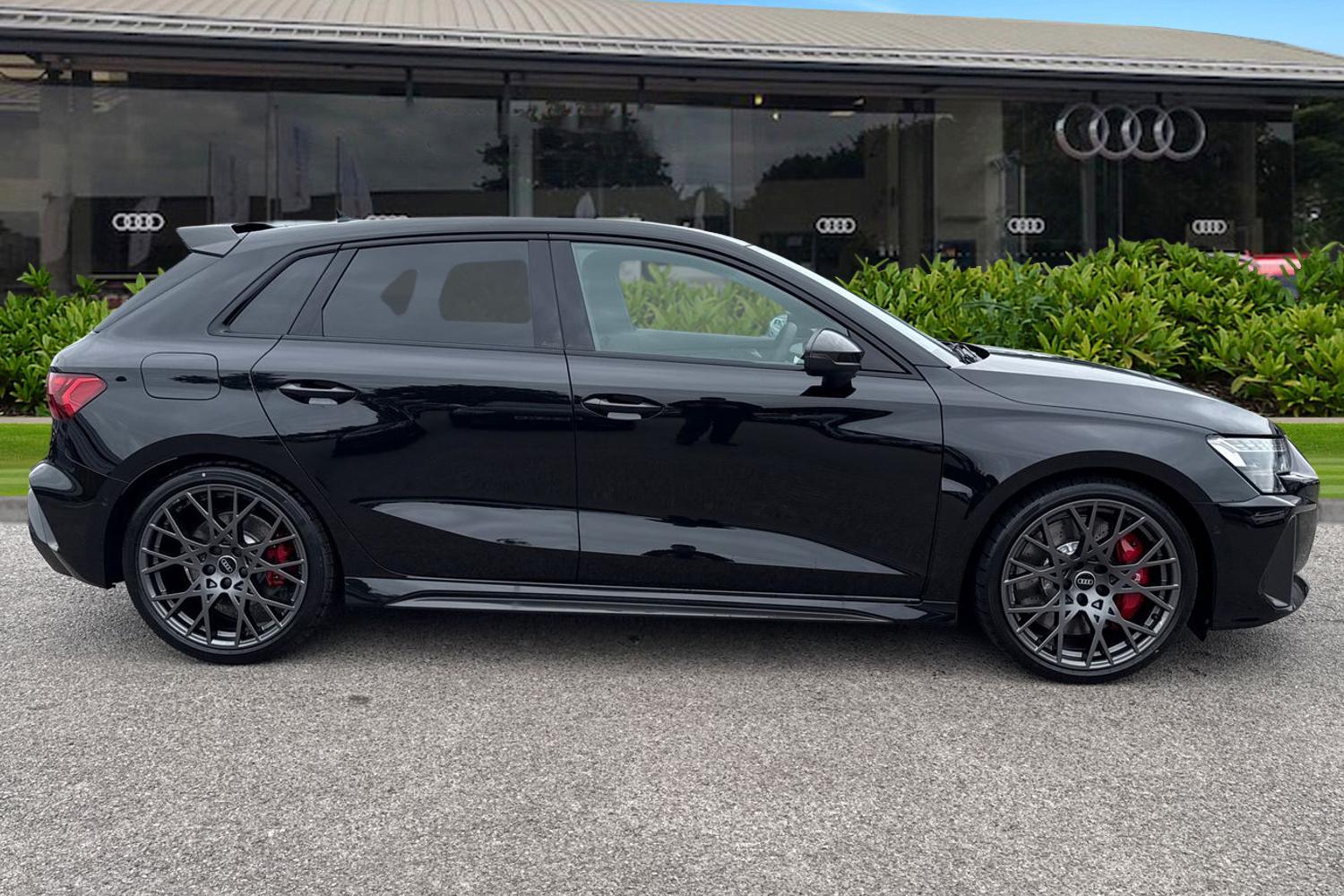 Used Audi RS3 2025 for sale - 76972844: Photo 3