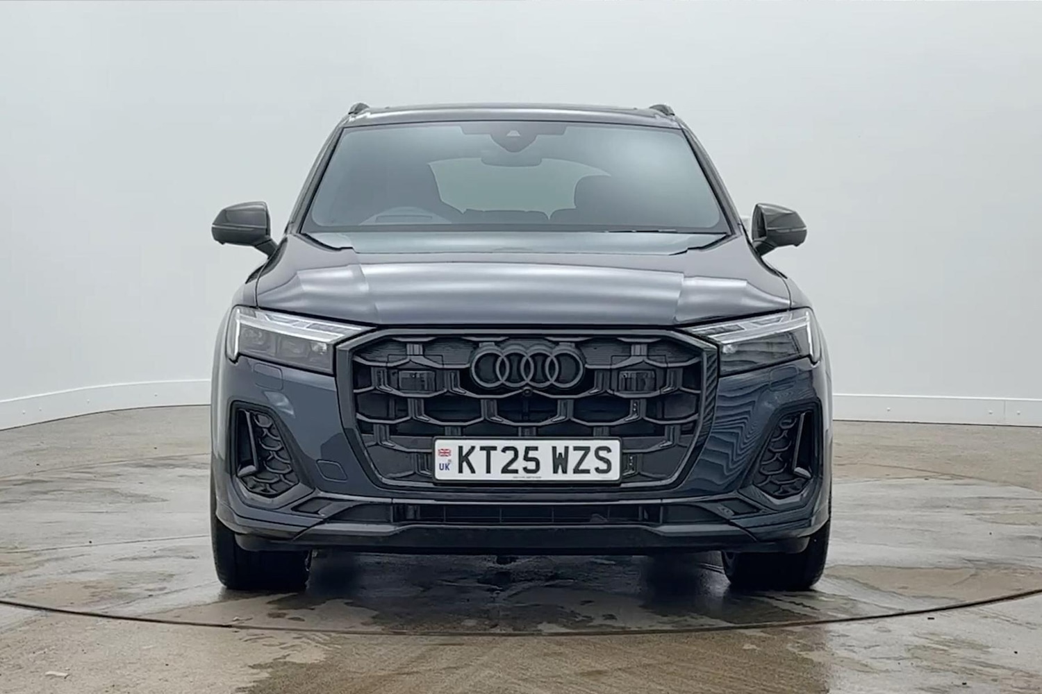 Used Audi Q7 2025 for sale - 77708615: Photo 2