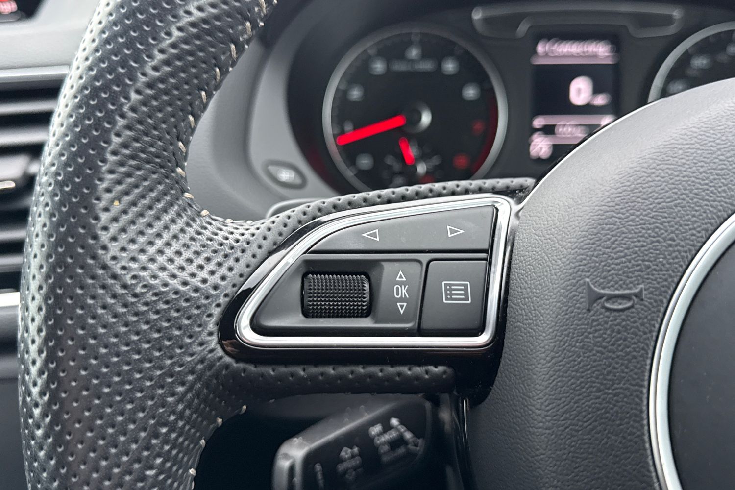 Used Audi Q3 2017 for sale - 76767836: Photo 26