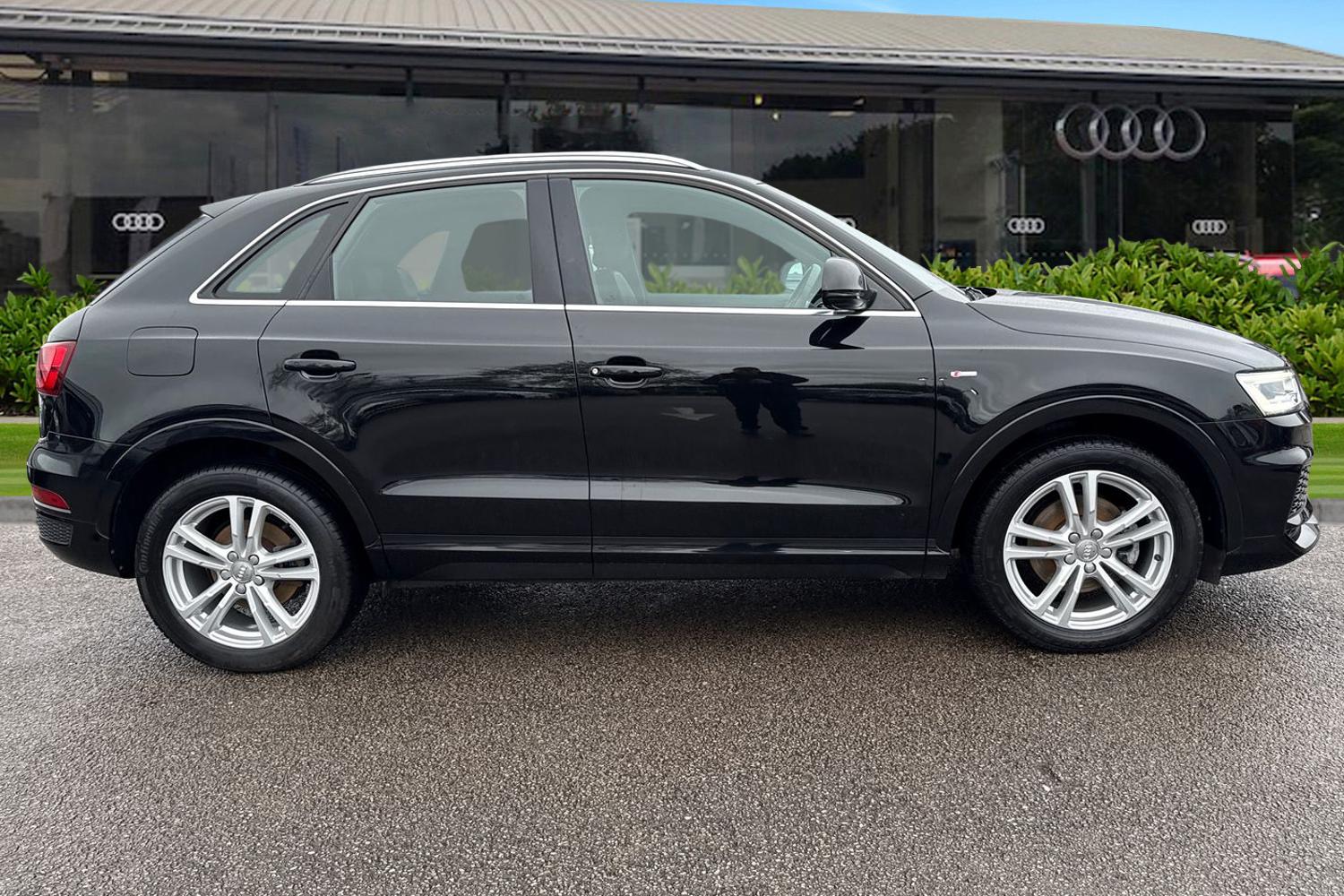 Used Audi Q3 2017 for sale - 76767836: Photo 3