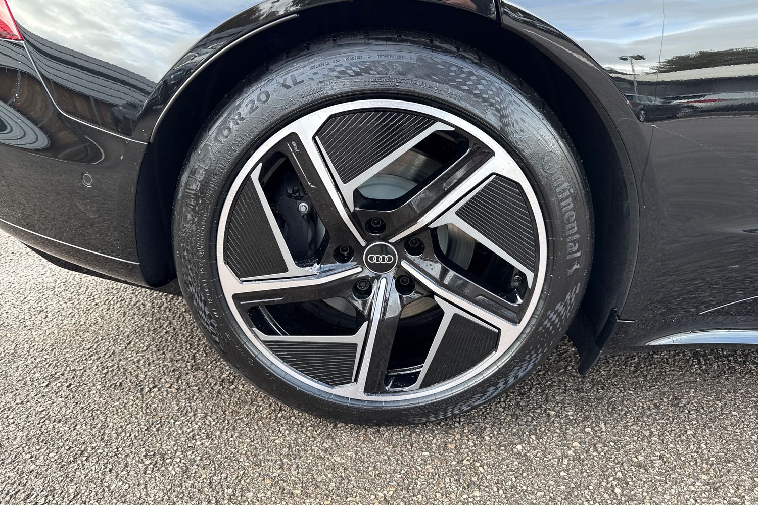 Used Audi e-tron GT 2025 for sale - 75908887: Photo 10