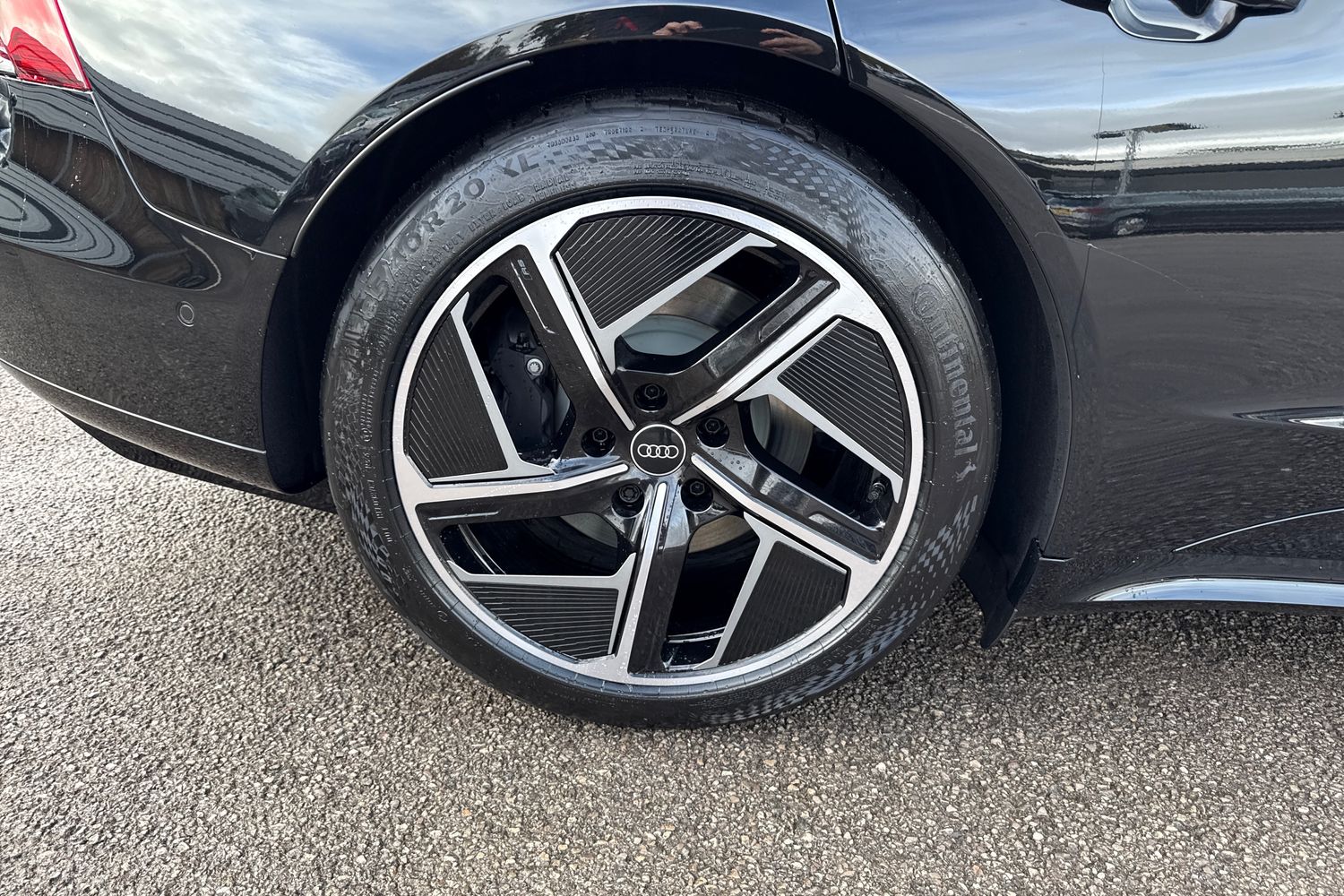 Used Audi e-tron GT 2025 for sale - 75908887: Photo 12