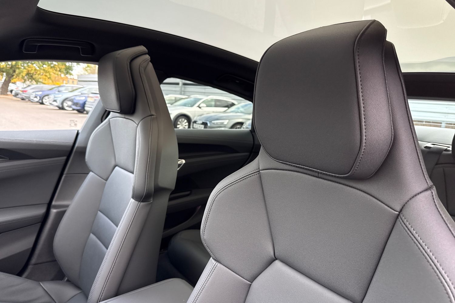 Used Audi e-tron GT 2025 for sale - 75908887: Photo 23