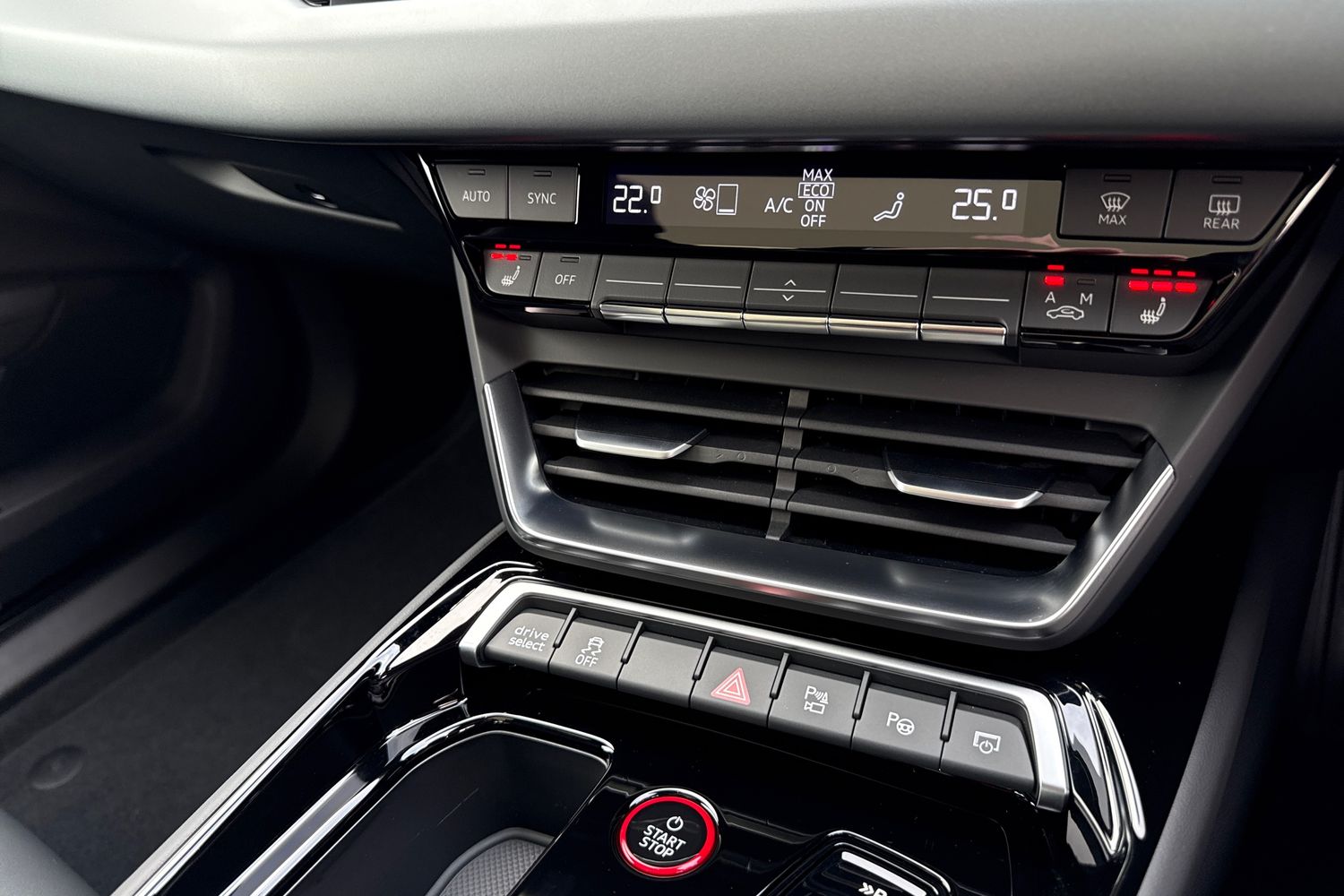 Used Audi e-tron GT 2025 for sale - 75908887: Photo 53