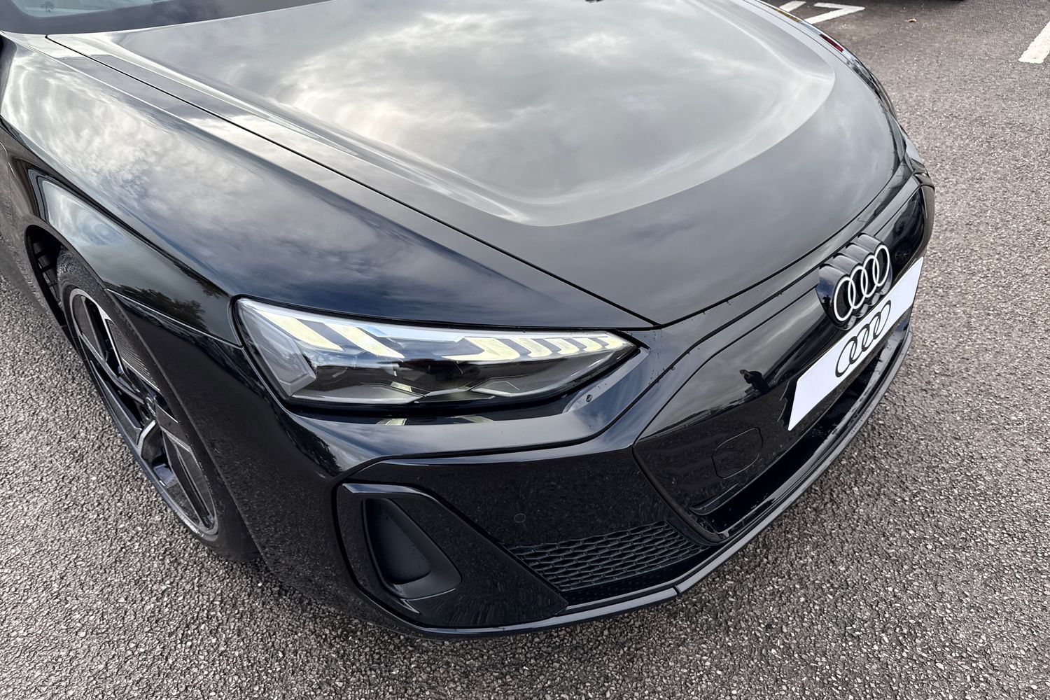Used Audi e-tron GT 2025 for sale - 75908887: Photo 8