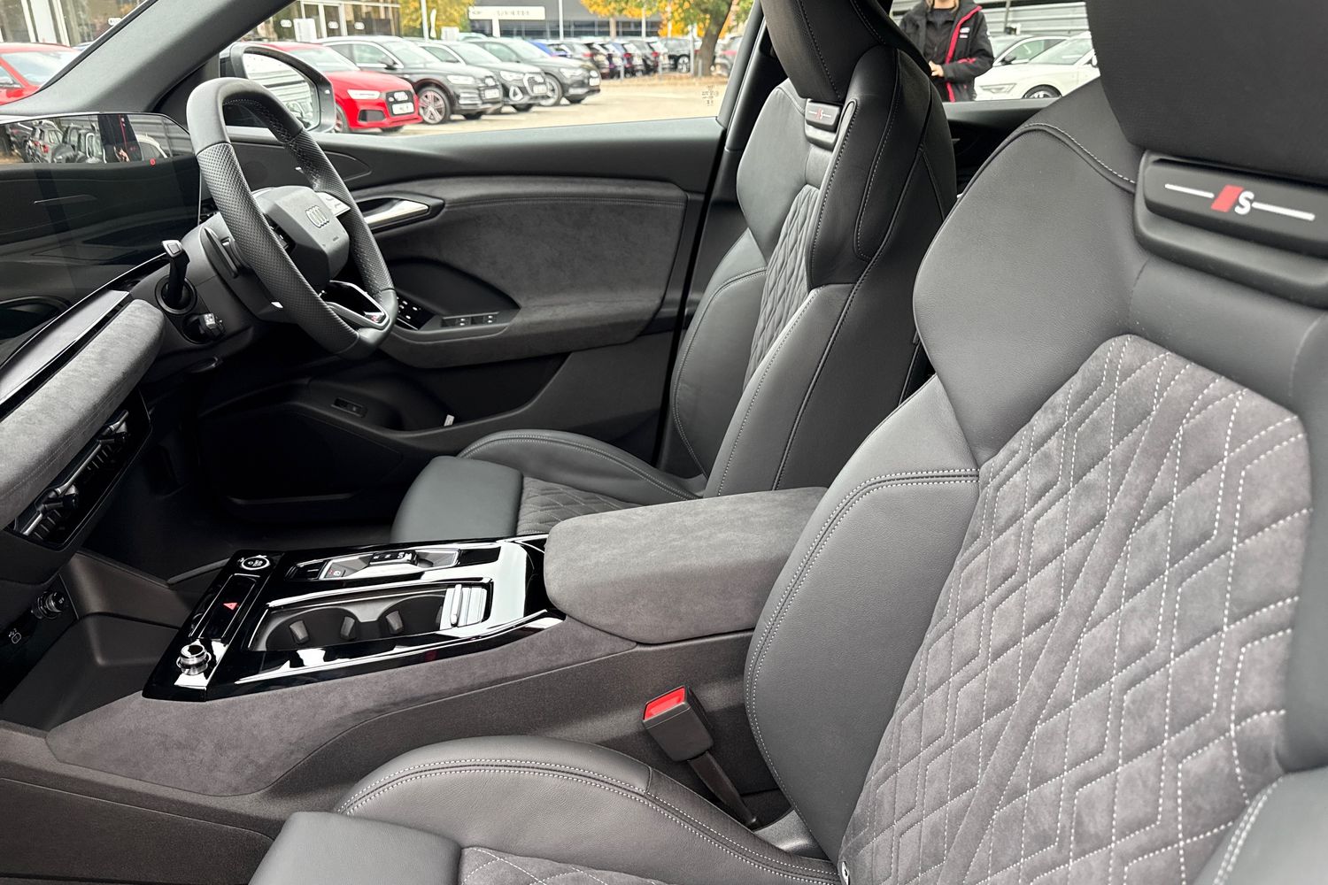 Used Audi Q6 e-tron 2025 for sale - 76036840: Photo 15