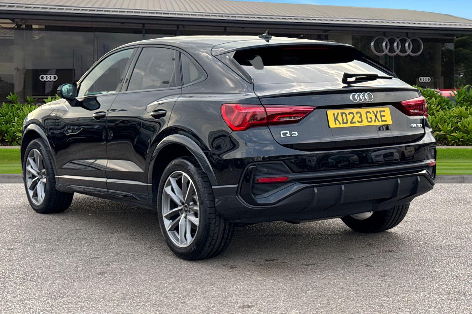 Used Audi Q3 2023 for sale - 77779733: Photo 2