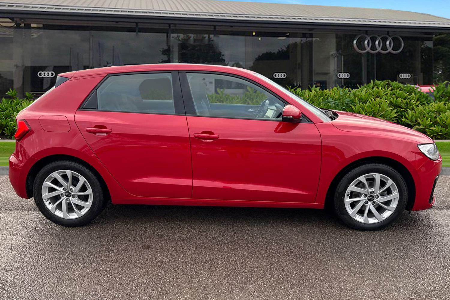 Used Audi A1 2024 for sale - 77161412: Photo 3