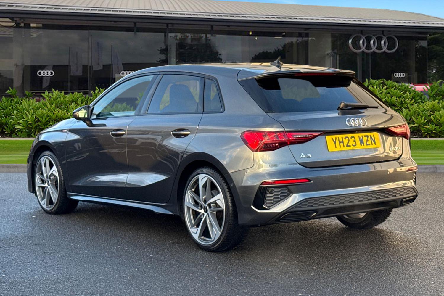 Used Audi A3 2023 for sale - 77262576: Photo 2