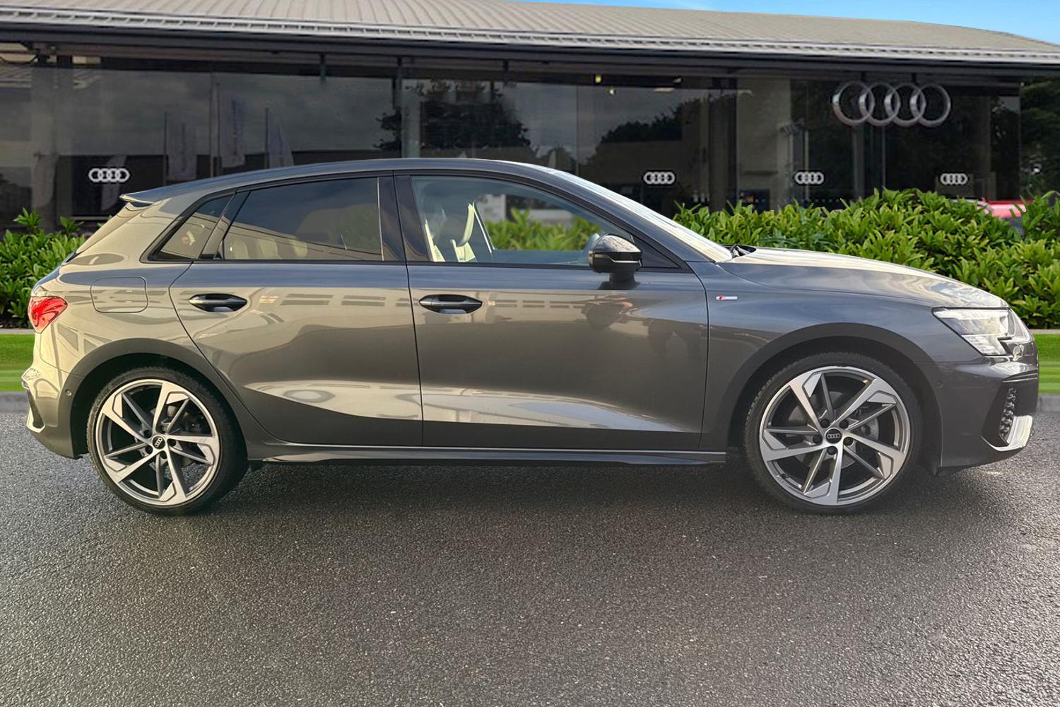 Used Audi A3 2023 for sale - 77262576: Photo 3