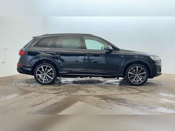 Used Audi Q7 2023 for sale - 76395370: Photo