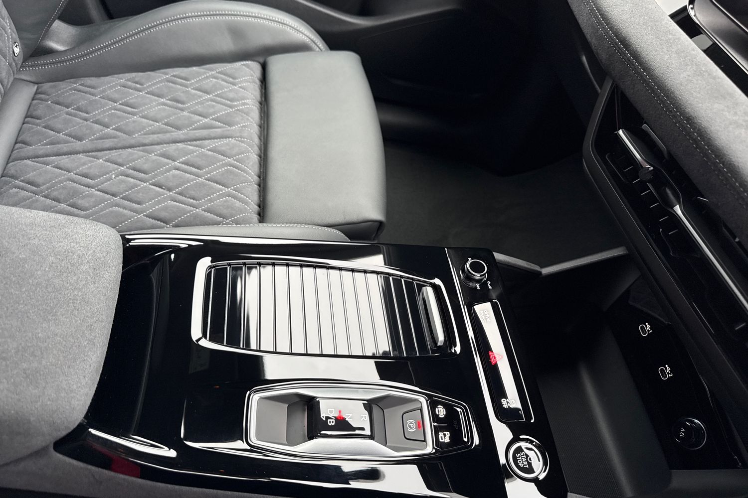 Used Audi Q6 e-tron 2026 for sale - 76985372: Photo 22