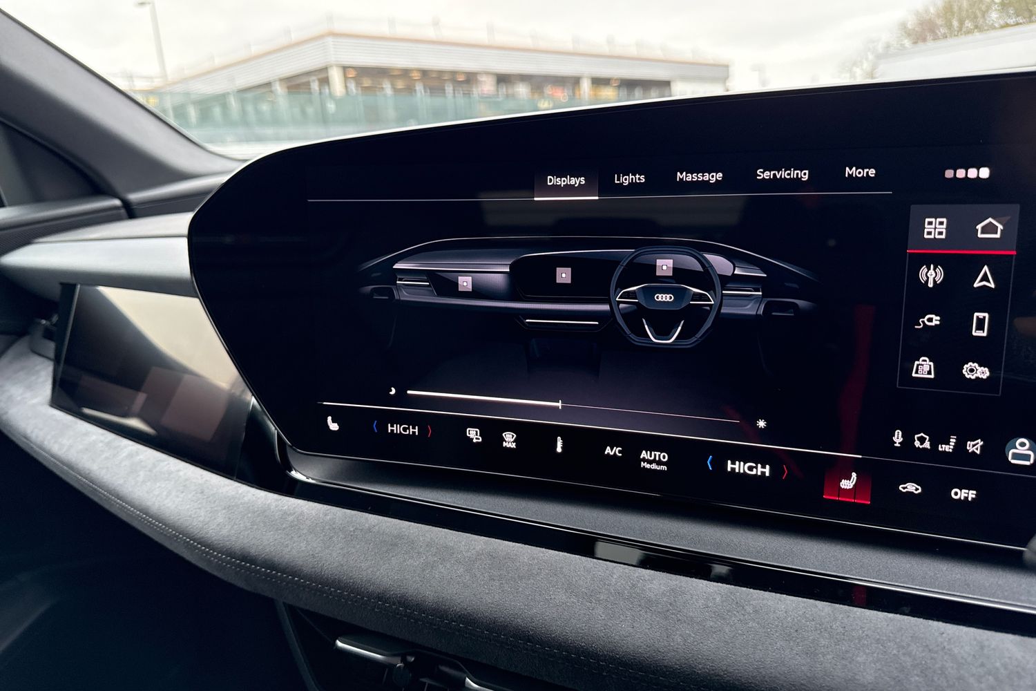 Used Audi Q6 e-tron 2026 for sale - 76985372: Photo 38