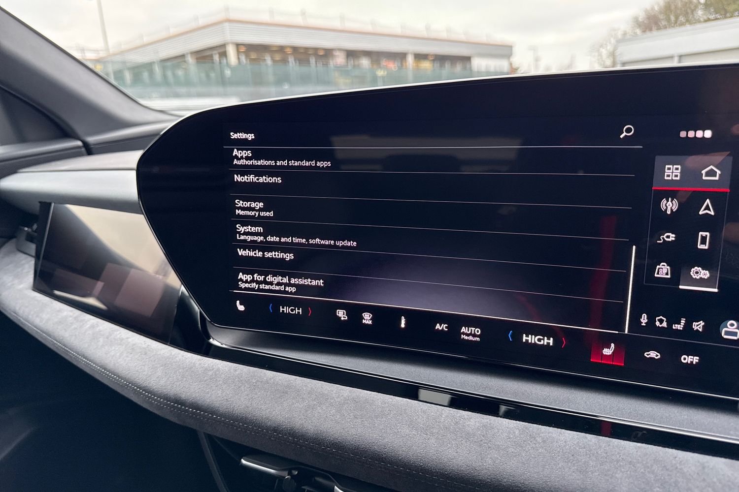 Used Audi Q6 e-tron 2026 for sale - 76985372: Photo 42