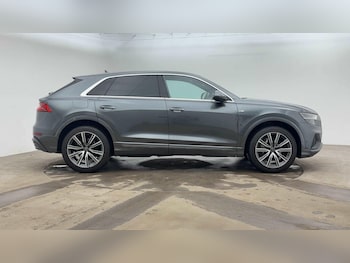 Used Audi Q8 2022 for sale - 76546206: Photo
