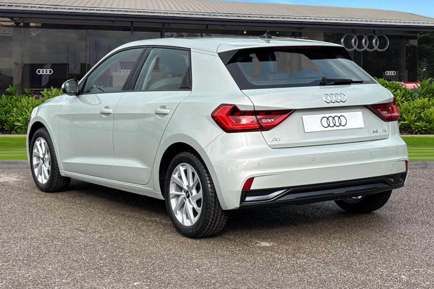 Used Audi A1 2025 for sale - 76697757: Photo 2