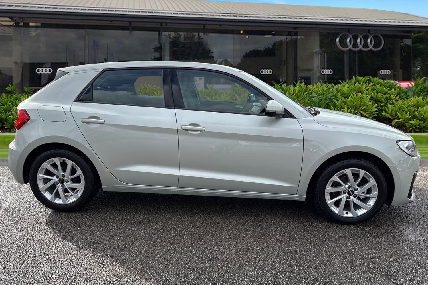 Used Audi A1 2025 for sale - 76697757: Photo 3