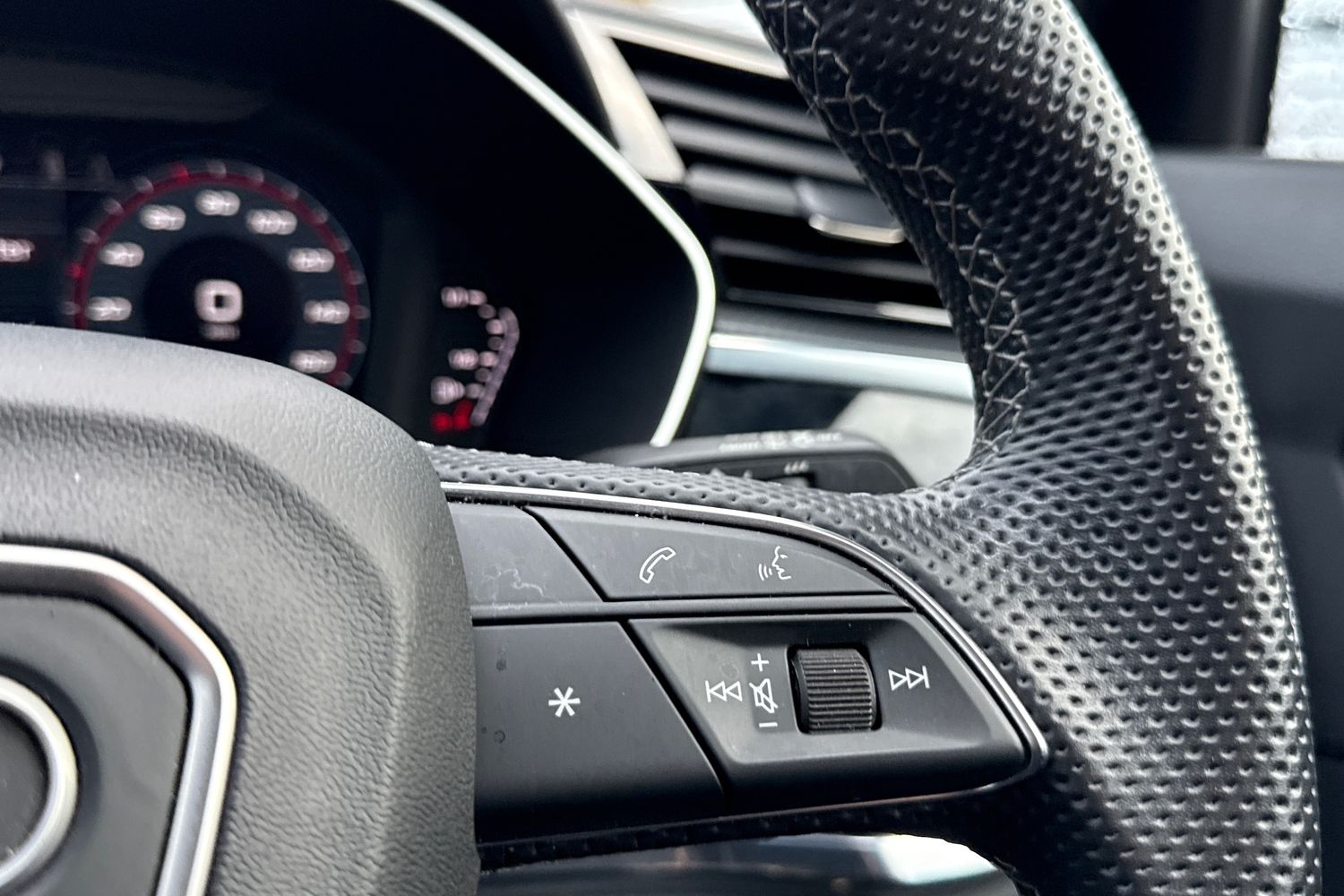 Used Audi Q3 2023 for sale - 77382791: Photo 25