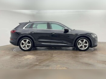 Used Audi e-tron 2022 for sale - 77355411: Photo