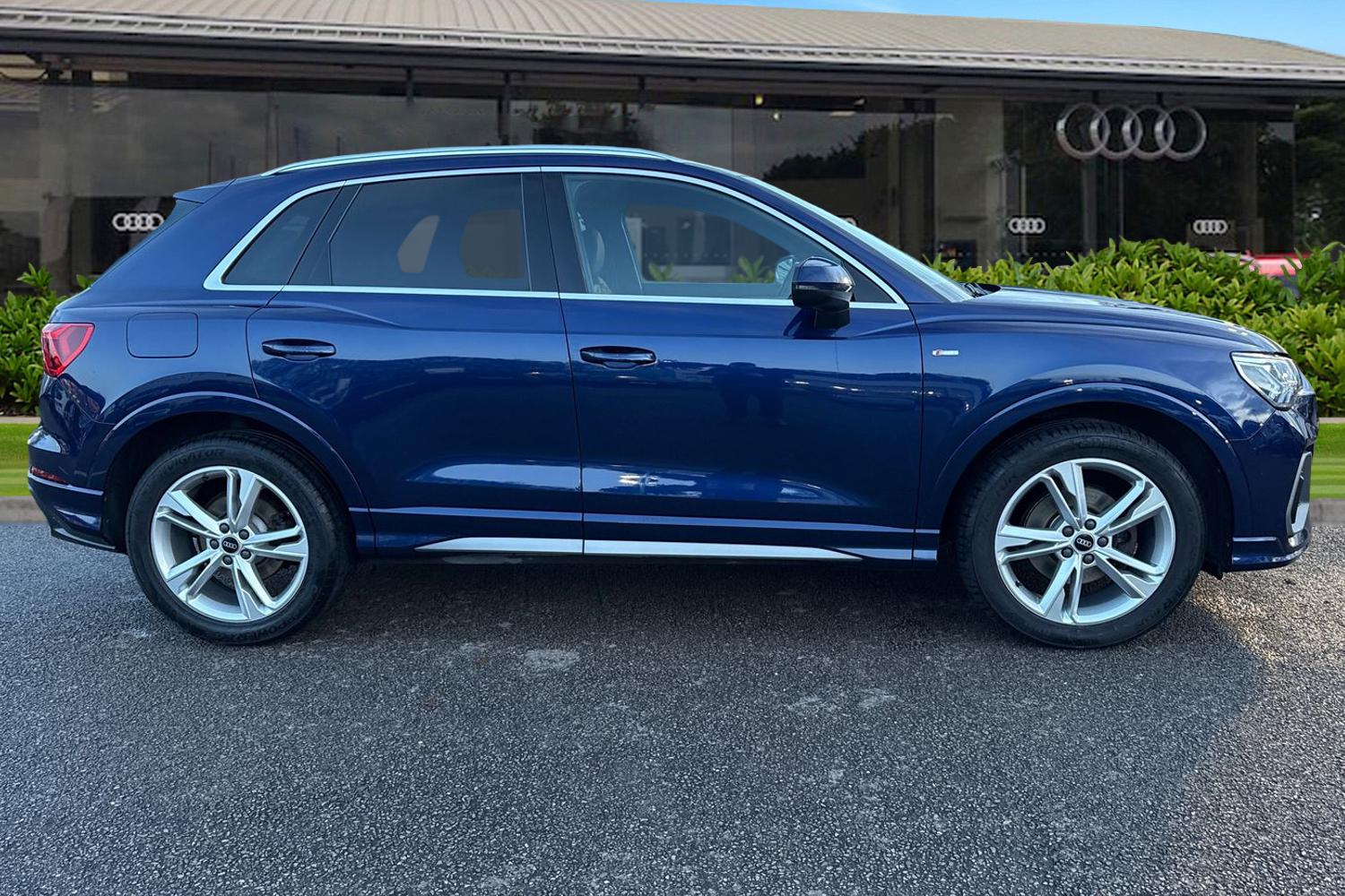 Used Audi Q3 2022 for sale - 76820135: Photo 3