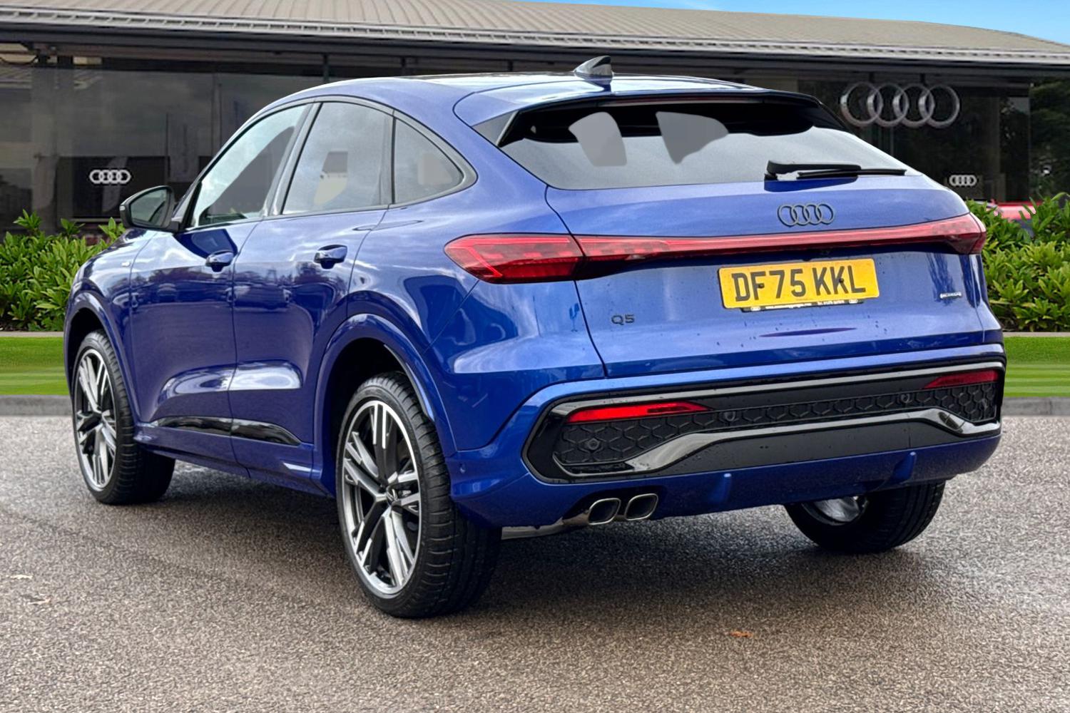 Used Audi Q5 2025 for sale - 76847895: Photo 2