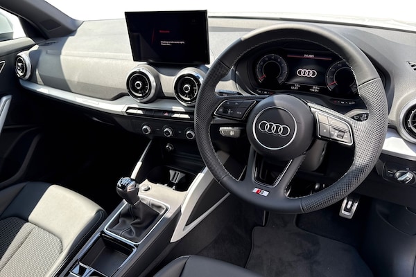 Used Audi Q2 2025 for sale - 76250618: Photo 17