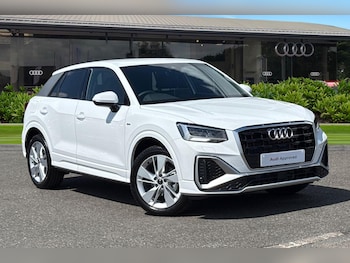 Audi - Q2